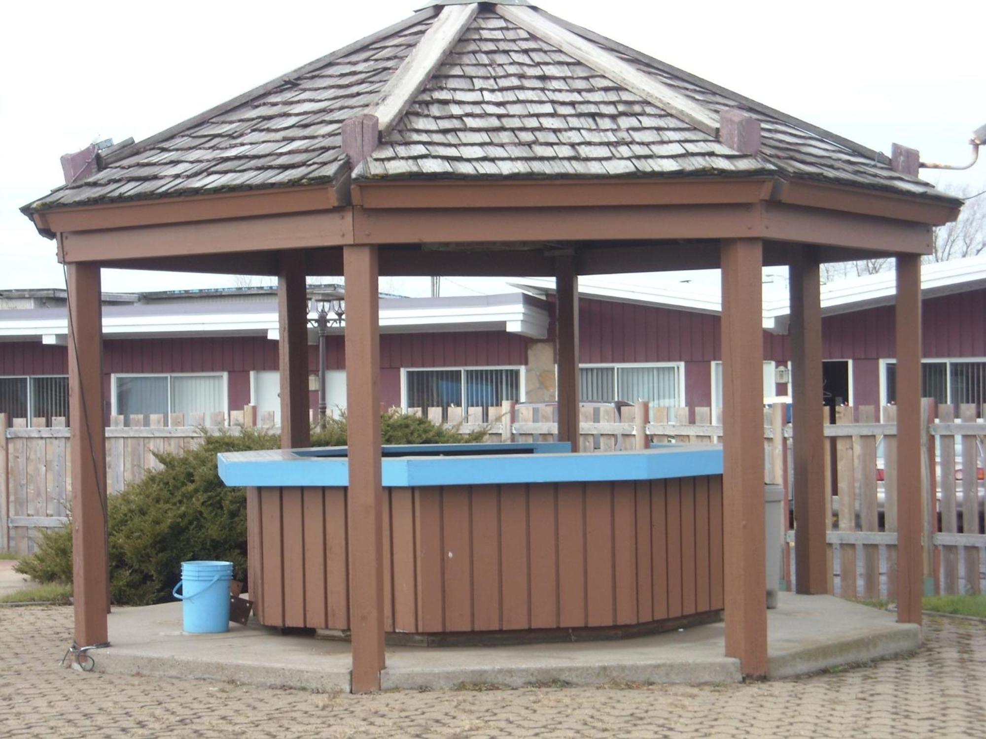 Grand Motel Saint-Hubert Longueuil Exterior photo